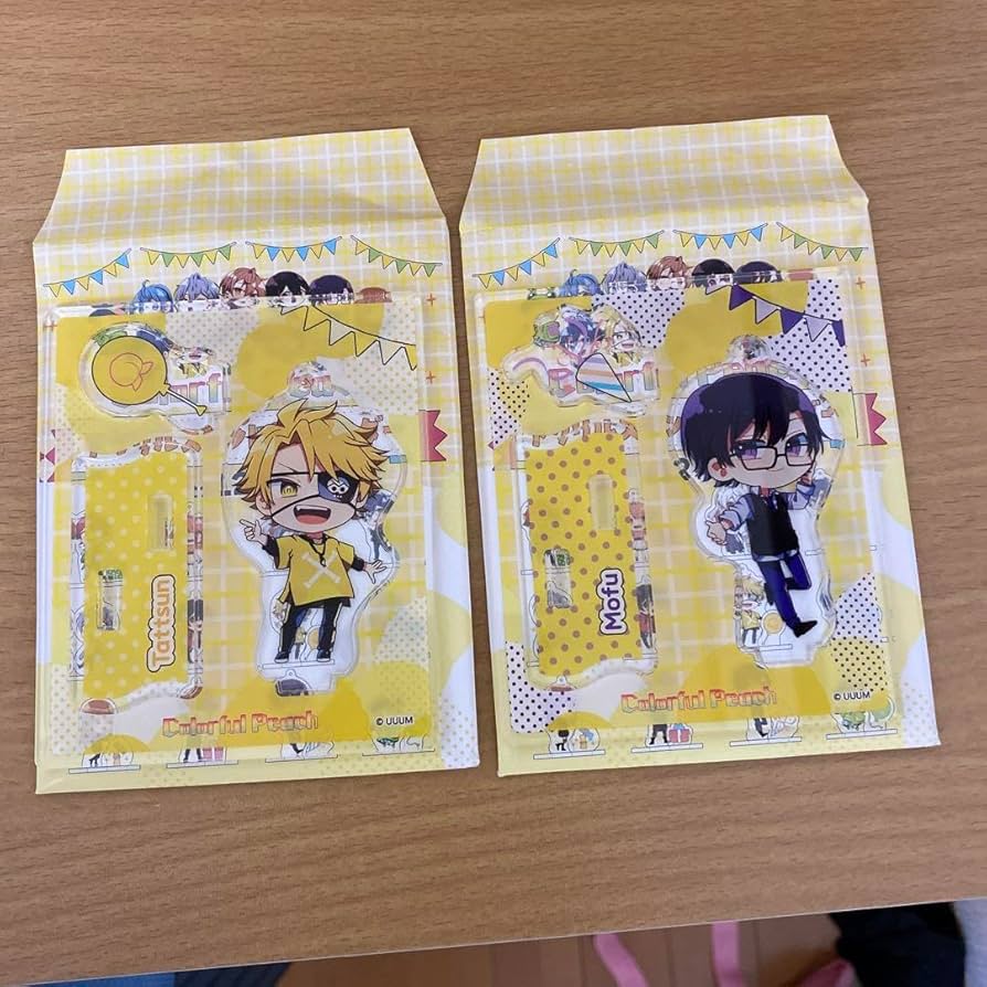 Amazon.co.jp: カラフルピーチ アクリルスタンドキーホルダー も